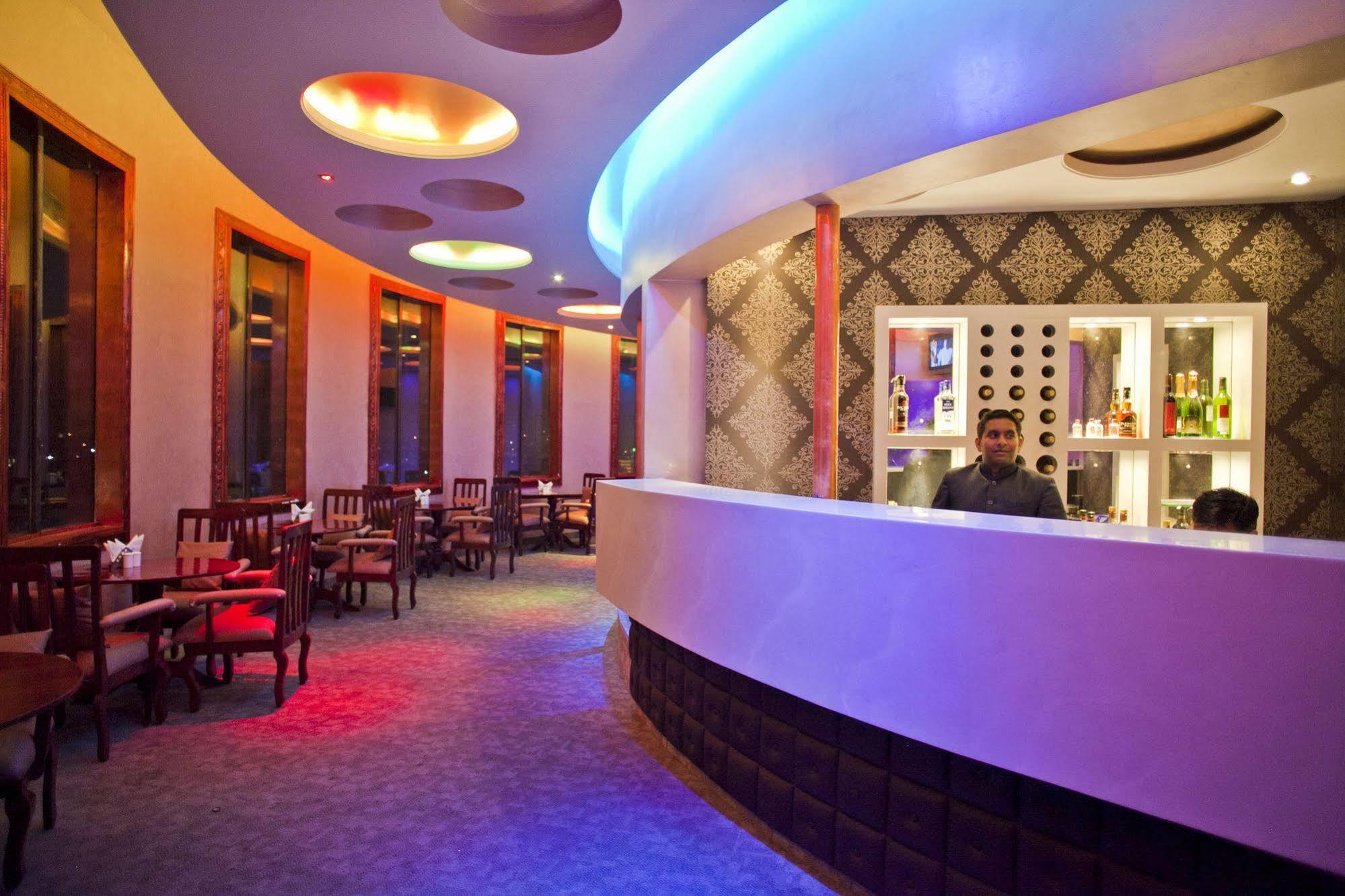 Hotel Om Tower Jaipur Dış mekan fotoğraf