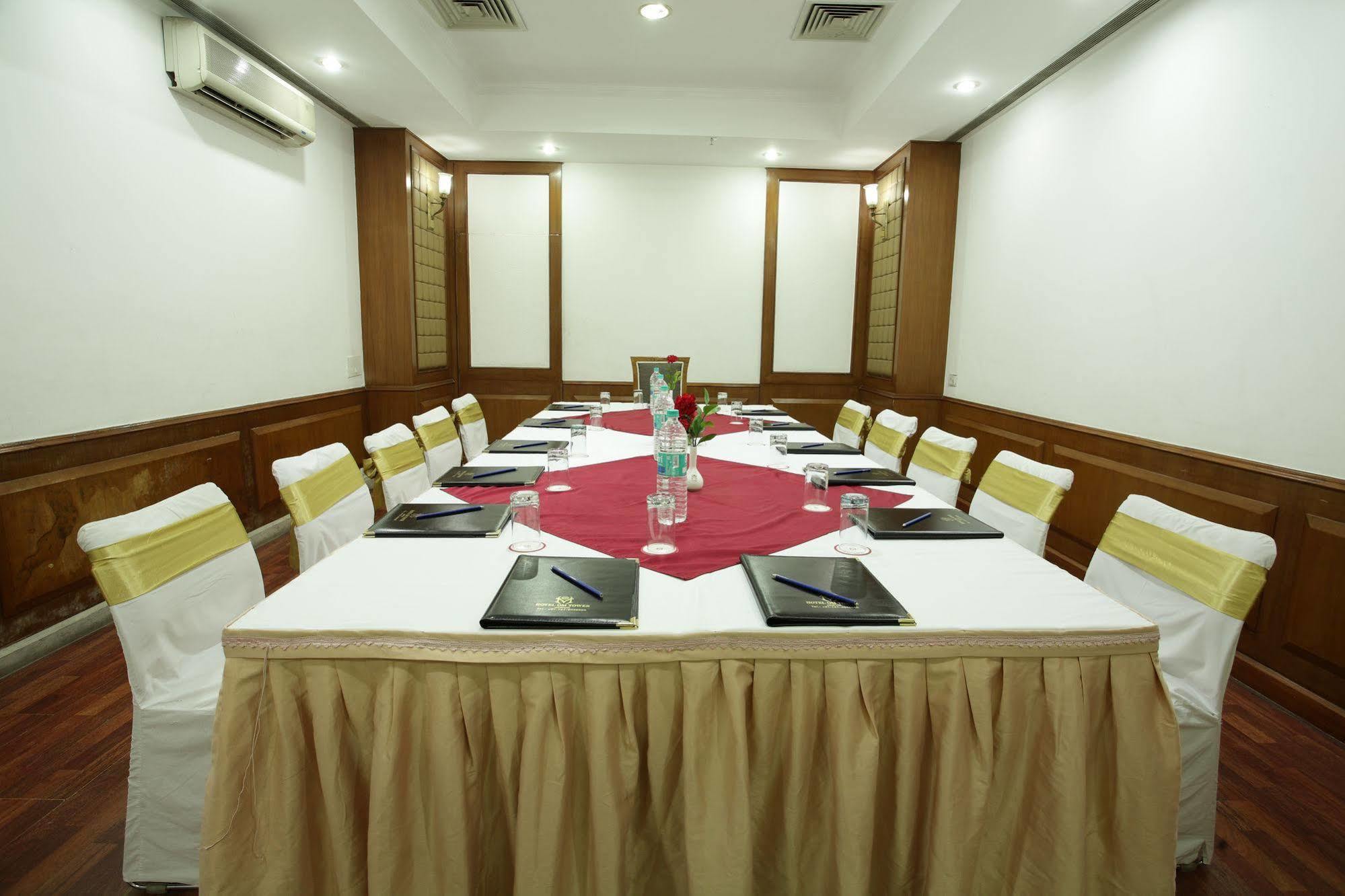 Hotel Om Tower Jaipur Dış mekan fotoğraf